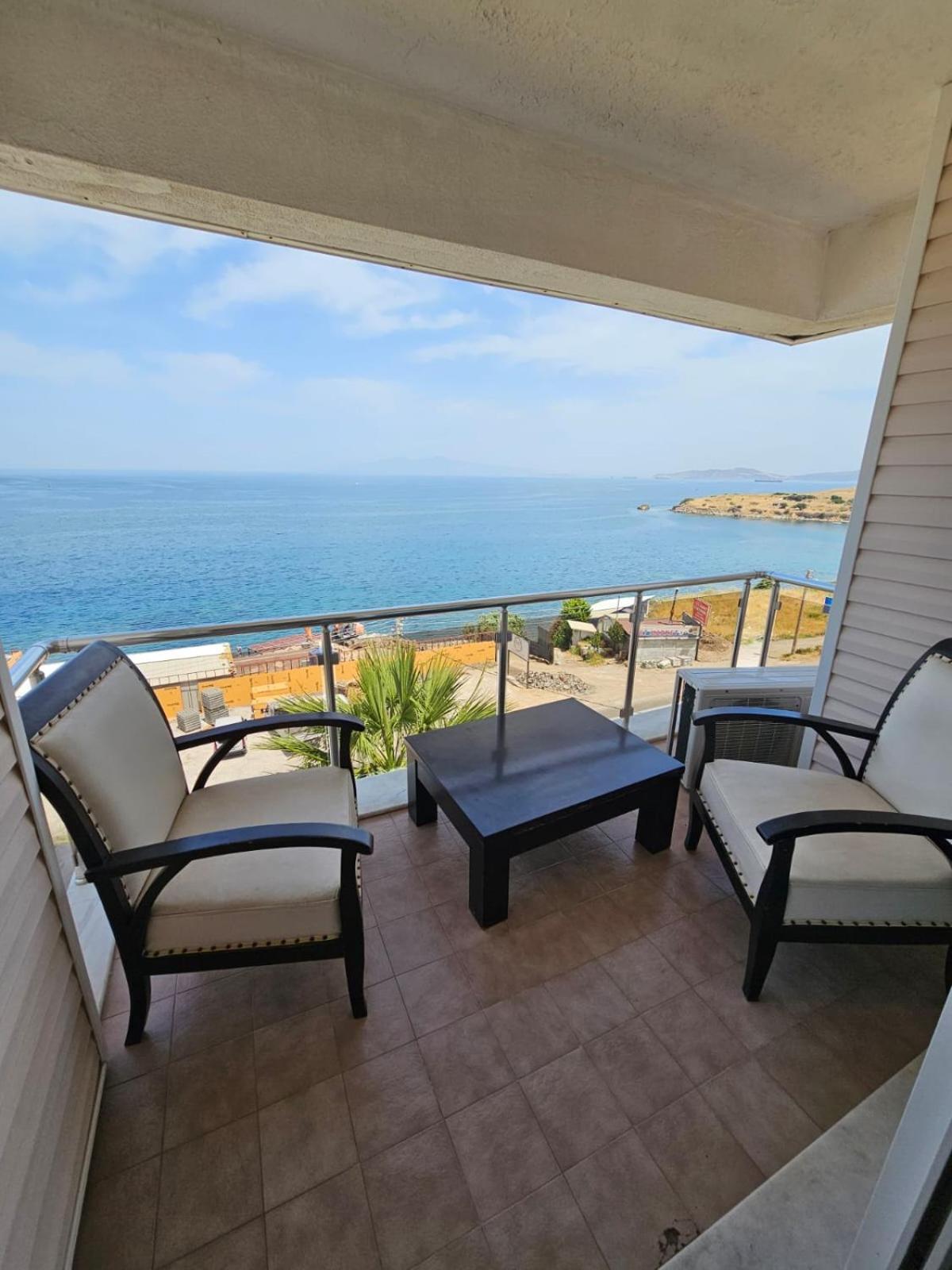 Yenifoca Ersan Hotel Exterior foto